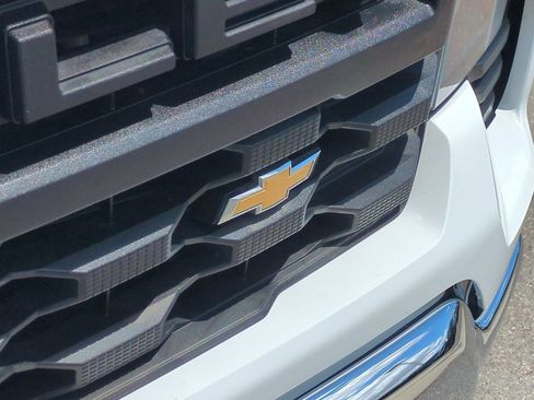 Used 2022 Chevrolet Silverado 1500 W/T RWD image 26
