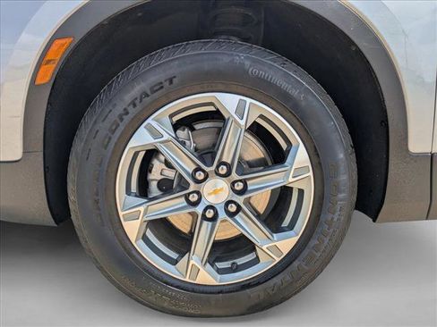 Used 2025 Chevrolet Blazer LT image 23