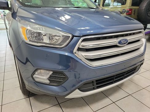Used 2018 Ford Escape SE AWD/4WD image 15