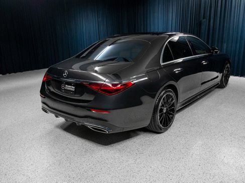 Used 2026 Mercedes-Benz S 500 4MATIC image 4