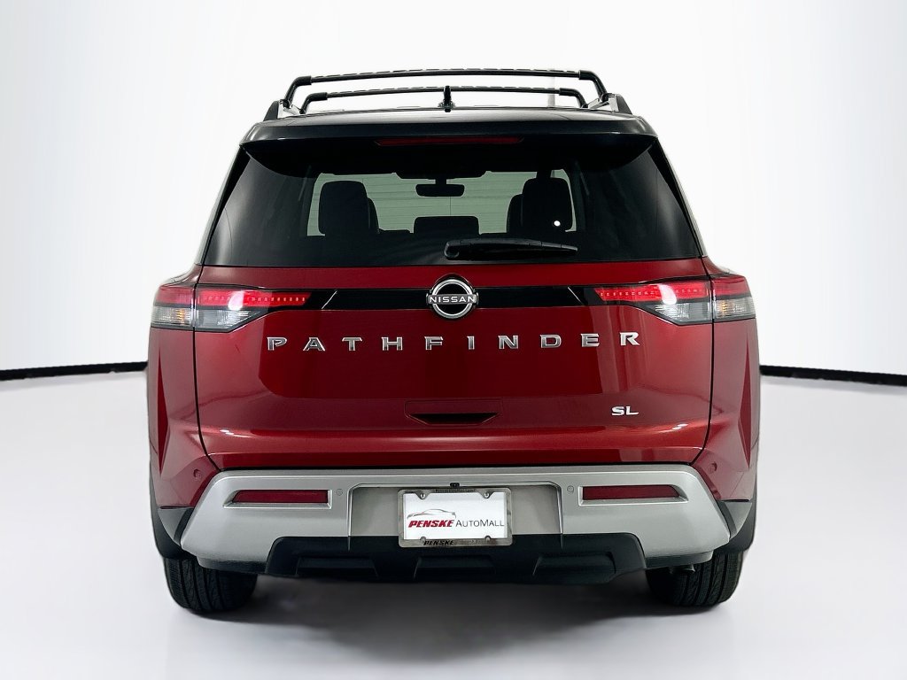Used 2023 Nissan Pathfinder SL FWD image 6