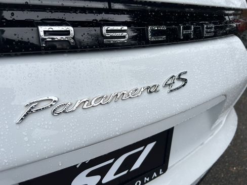 Used 2018 Porsche Panamera 4S image 5