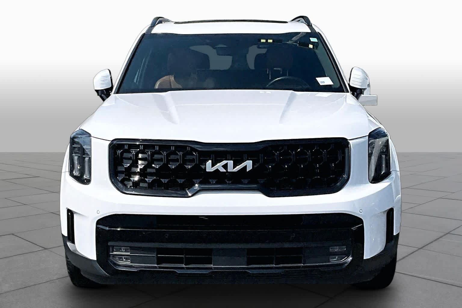 Used 2024 Kia Telluride SX Prestige X-Pro AWD/4WD image 4