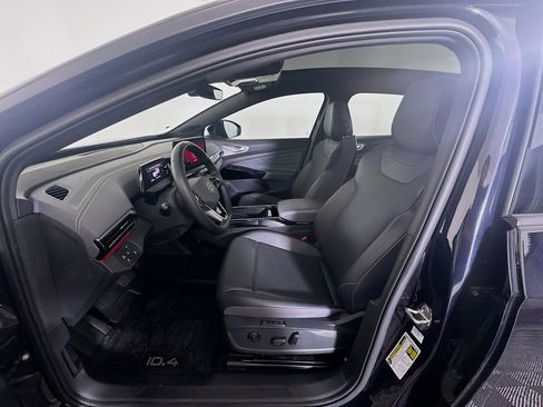 Used 2024 Volkswagen ID.4 S image 13