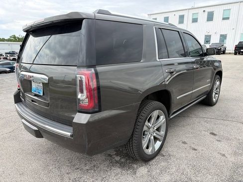 Used 2020 GMC Yukon Denali w/ Denali Premium Package AWD/4WD image 3