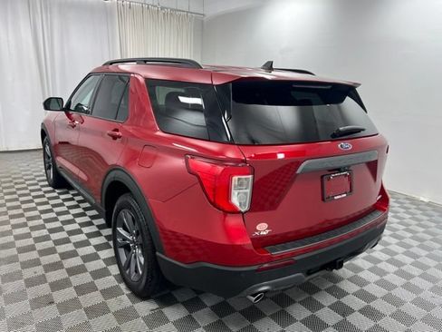 Used 2023 Ford Explorer XLT w/ Equipment Group 202A AWD/4WD image 6