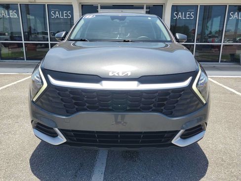 Used 2023 Kia Sportage LX AWD/4WD image 13