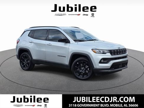 New 2026 Jeep Compass Latitude image 1