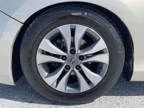 Used 2013 Honda Accord LX image 33
