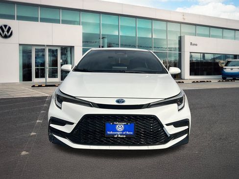 Used 2024 Toyota Corolla SE AWD/4WD image 2
