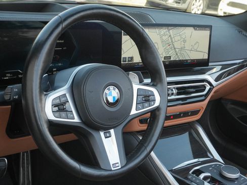 Used 2024 BMW M440i Convertible w/ Premium Package image 11