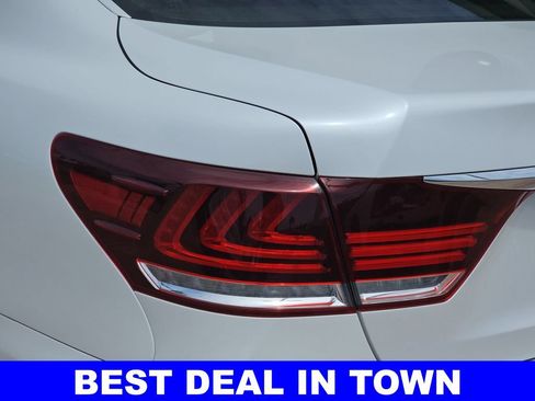 Used 2016 Lexus LS 460 w/ Comfort Package RWD image 41