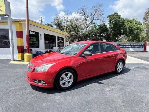 Used 2014 Chevrolet Cruze LT w/ RS Package image 2