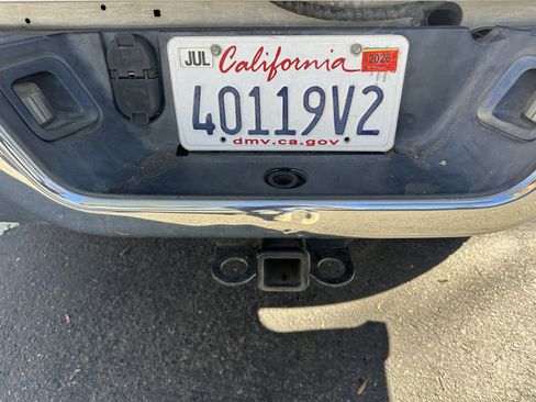 Used 2018 RAM 1500 Laramie w/ Convenience Group image 18