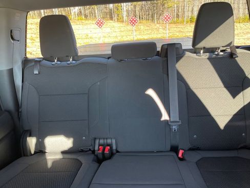 Used 2022 Chevrolet Silverado 1500 Custom image 22