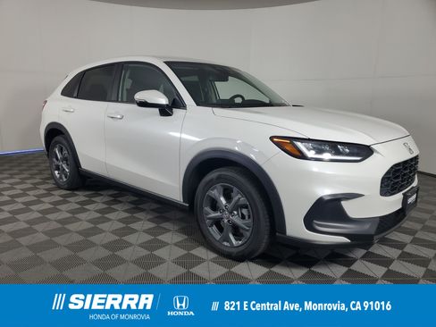 New 2026 Honda HR-V LX image 1