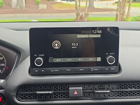 Certified 2024 Honda HR-V LX image 20