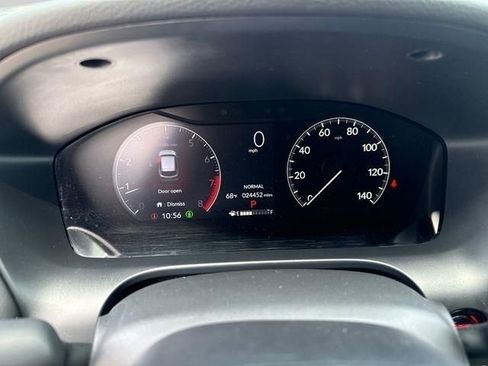 Certified 2024 Honda HR-V LX image 9