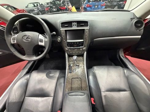 Used 2012 Lexus IS 350C w/ Luxury Pkg image 34