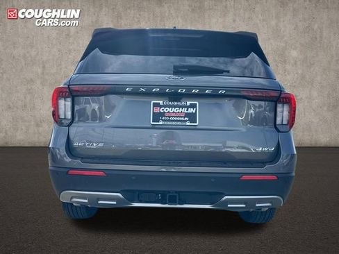 New 2026 Ford Explorer Active AWD/4WD image 7