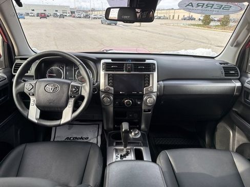 Used 2022 Toyota 4Runner TRD Sport image 33