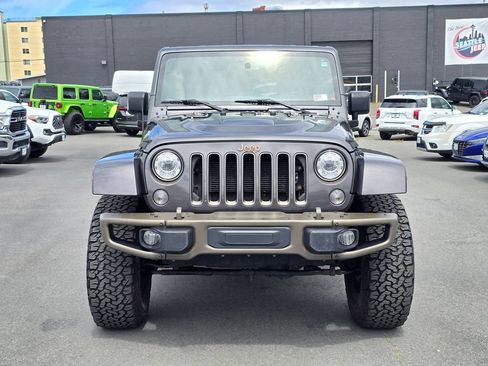 Used 2017 Jeep Wrangler Unlimited Sahara AWD/4WD image 3