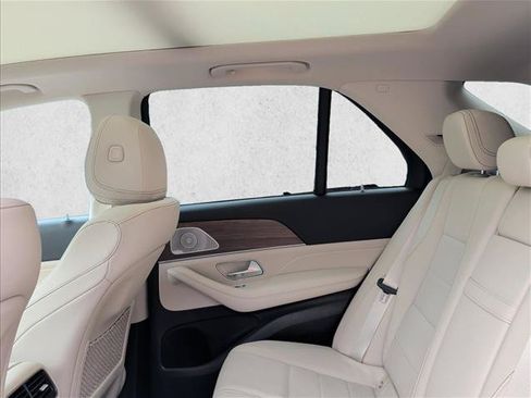 Used 2022 Mercedes-Benz GLE 350 4MATIC image 17