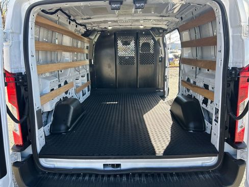 Used 2024 Ford Transit 250 Low Roof w/ Exterior Upgrade Package image 23