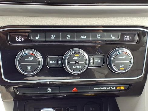 Used 2021 Volkswagen Atlas SEL Premium AWD/4WD image 28