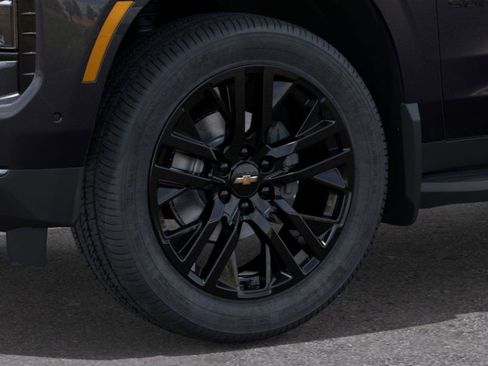 New 2026 Chevrolet Suburban Premier image 9