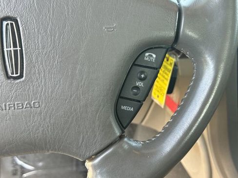 Used 2001 Lincoln LS RWD image 25