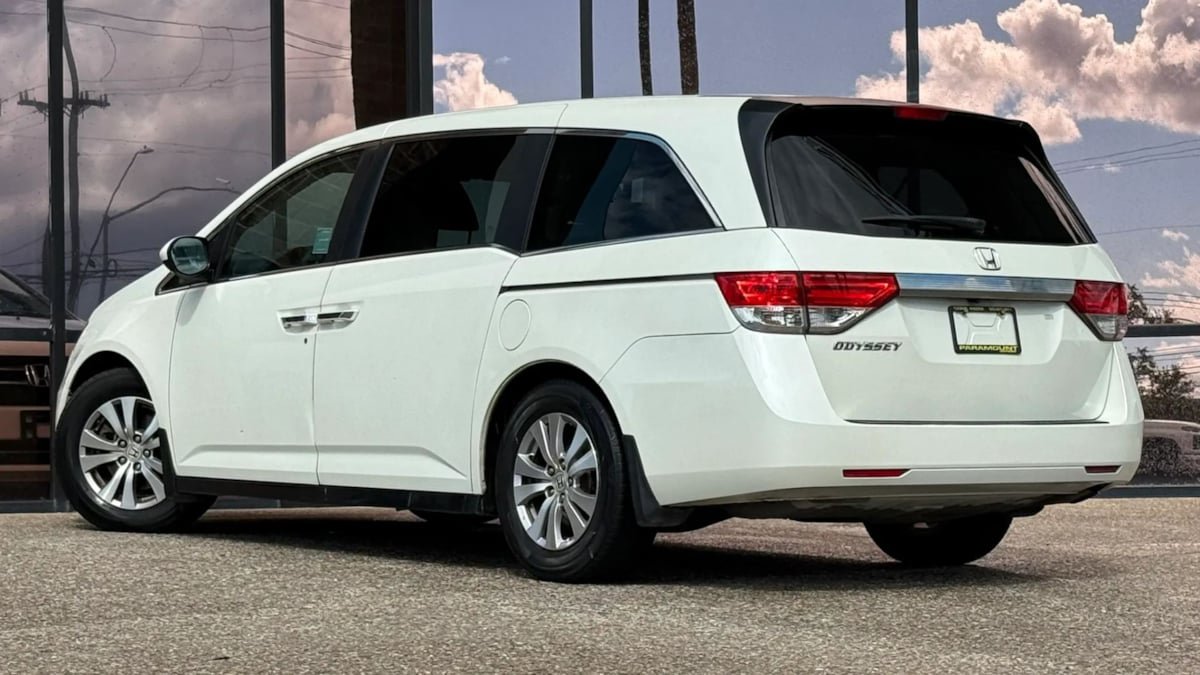 Used 2016 Honda Odyssey EX image 7