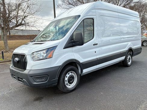 Used 2024 Ford Transit 250 148 High Roof Extended w/ Load Area Protection Package image 7