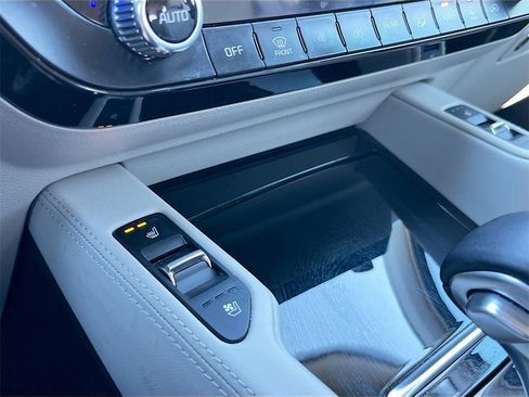 Used 2022 Kia Telluride EX w/ EX Premium Package image 20