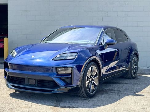 Used 2024 Porsche Macan Turbo Electric AWD/4WD image 1