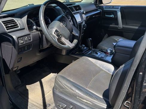 Used 2014 Toyota 4Runner Limited AWD/4WD image 4