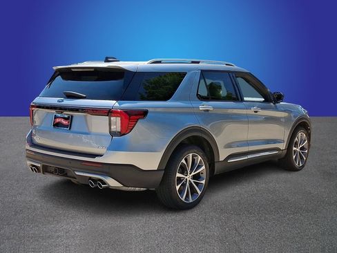 Used 2025 Ford Explorer Platinum w/ Ultimate Package AWD/4WD image 4
