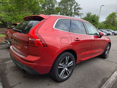 Used 2019 Volvo XC60 T5 Momentum w/ Premium Package image 3