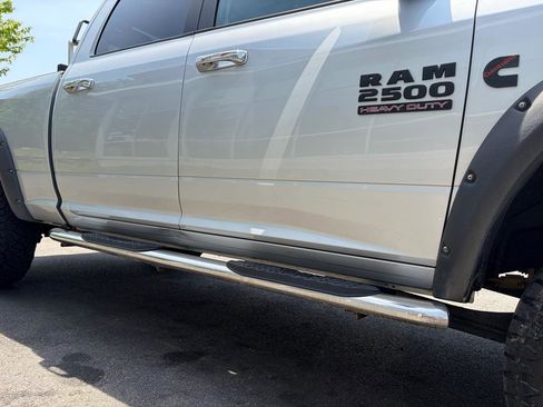 Used 2017 RAM 2500 SLT AWD/4WD image 15