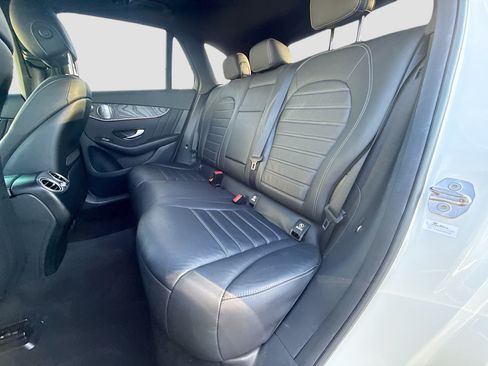 Used 2018 Mercedes-Benz GLC 350e 4MATIC image 20