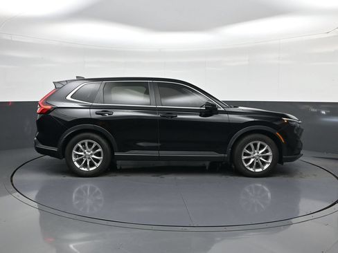 Used 2024 Honda CR-V EX image 11