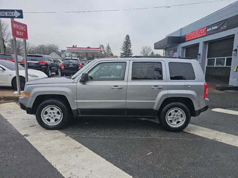 Used 2016 Jeep Patriot Sport w/ Power Value Group image 7