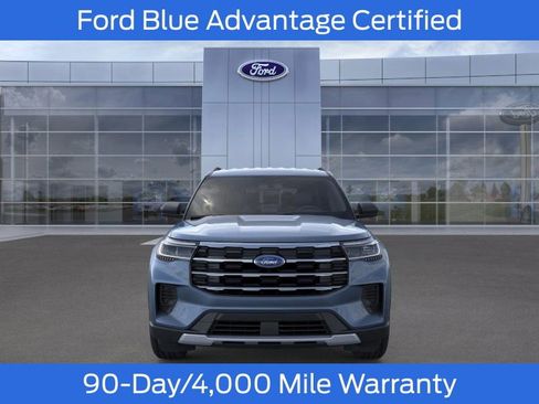 Used 2026 Ford Explorer Active AWD/4WD image 7