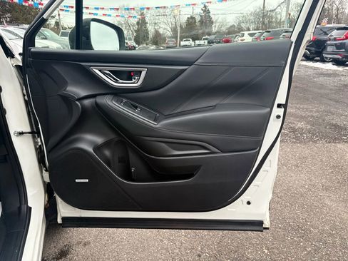 Used 2019 Subaru Forester Limited image 14