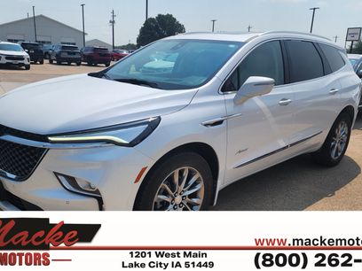 Used 2022 Buick Enclave Avenir w/ Trailering Package, 5000 lbs.