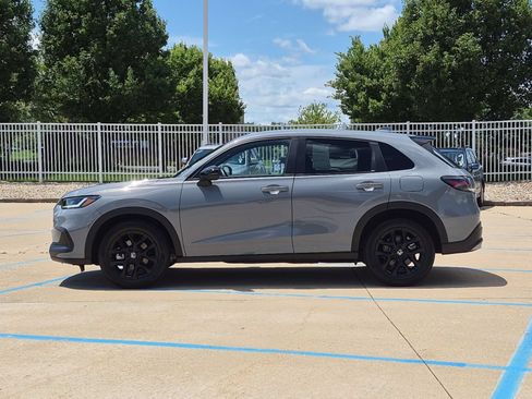 Used 2024 Honda HR-V Sport image 10