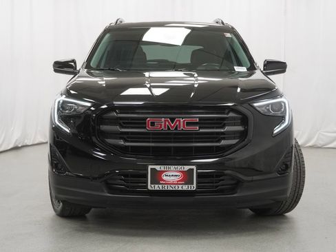 Used 2021 GMC Terrain SLT w/ Elevation Edition image 7