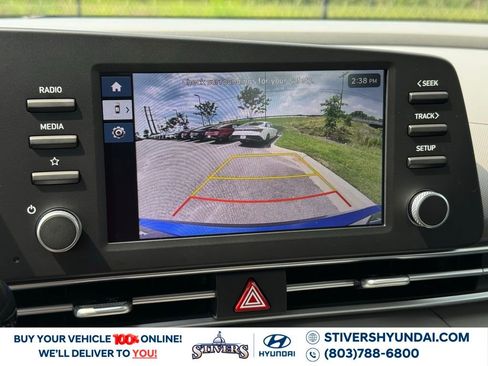 Used 2025 Hyundai Elantra Sport image 3