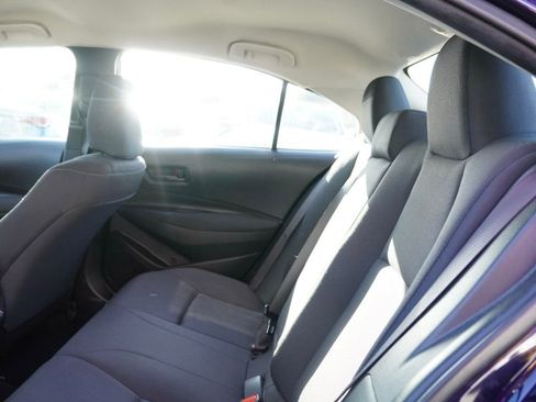 Used 2023 Toyota Corolla LE image 14