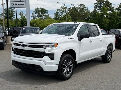 Used 2023 Chevrolet Silverado 1500 RST w/ LPO, Dark Essentials Package AWD/4WD image 8